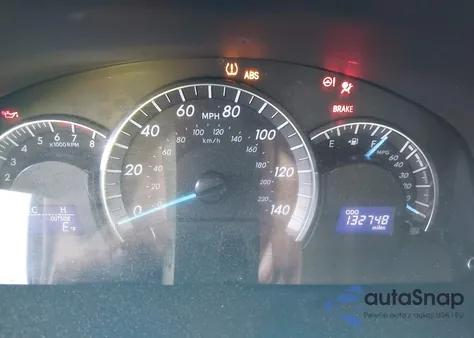 2013 Toyota Camry Se z USA, uszkodzony, nr VIN 4T1BF1FK7DU246155